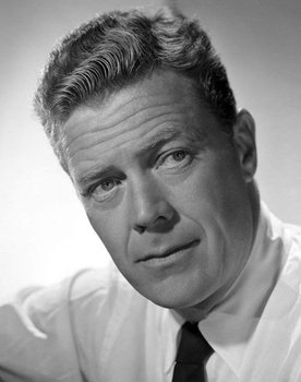 Willard Parker as Mitchell Raymond
