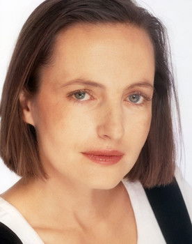 Małgorzata Gebel as Tina