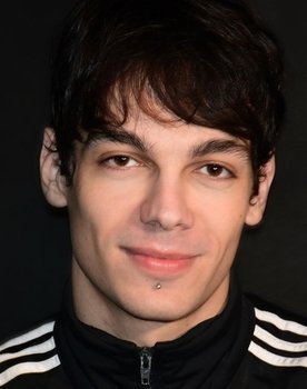 Nikos Manesis as Max