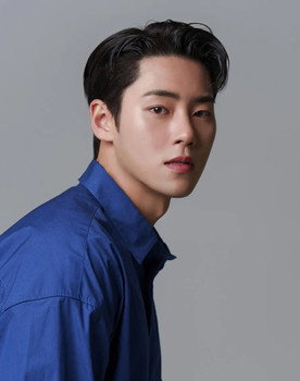 Han Jung-wan as Jihoon