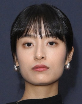 Bella Kim as Soo-Ha