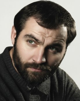 Tuncer Necmioğlu as Resit