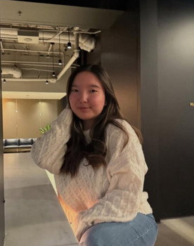 Ninjin Lkhagvasuren as Dani Hamm