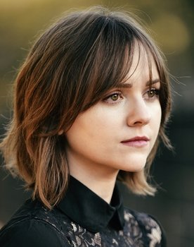 Tara Lynne Barr as Dawn
