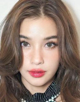 Wannarot Sonthichai
