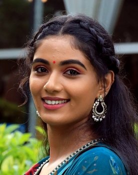 Rakshana as Kavitha