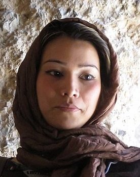 Marzia forootan as Marzia