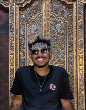 Eashveraam Thiruselvam as 