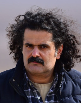 Amir Hossein Javaheri as Aghil Rastgoo