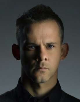 Dominic Monaghan as Owen Scott