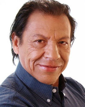 Gilberto Ramírez as Miguel Cristancho