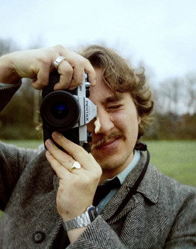 Hervey Bracken as Himself