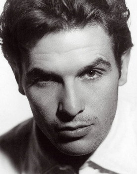Francisco Rabal as Julio