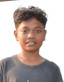 Risqi Maulana Iqbal as iqbal