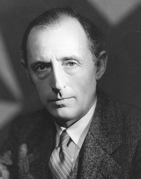 Frank Reicher as Razor the Barber