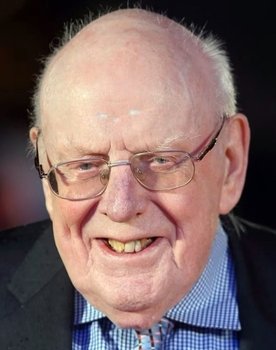 Frank Williams as Mr. Carruthers