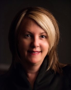 Rosemary Rodriguez as Rosa