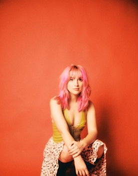 Caroline Pace as Starre