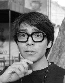 Adrián D. Hernández as Julio/David