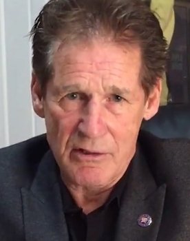 Buddy Joe Hooker as Tod Wentworth (as a boy)