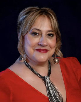 Sonia Escudero as Madre Miriam