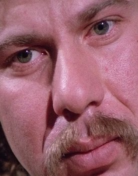 Buck Starr as Mike Torson