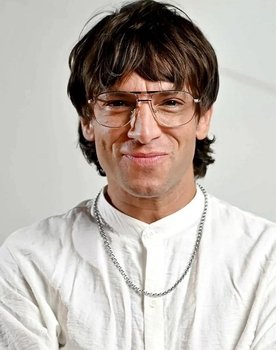 Charly Cumple