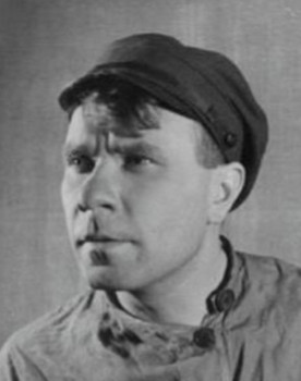 Yuriy Korshun as Polkovnik