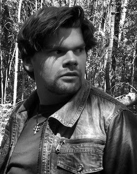 Ethan R Hill as Harvey