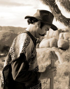 Michael Parisien as El Bigote