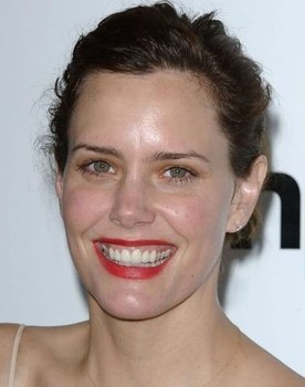 Ione Skye as Deirdre Clark