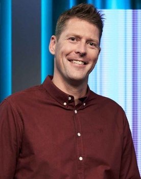 Steen Langeberg as Narrator (Voice)