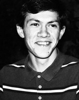 Vazgen Asoyan as Arman
