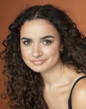 Quinn Carter as Kelly