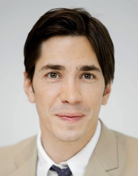 Justin Long as Nicholas Baker