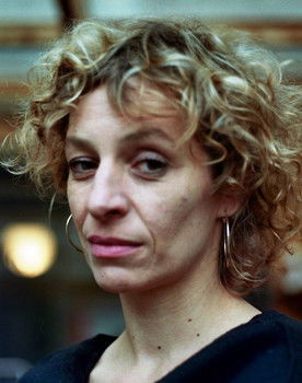 Barbara Callewaert as Sandra Lauwaert