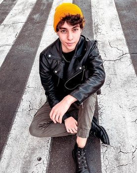 Johan Esteban Díaz as Jaime Vives