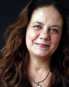 Ayşe Selen