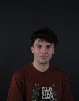 Dan Turner as Bradley Johnson