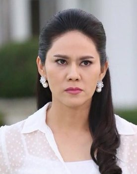 Sueangsuda Lawanprasert as Riley