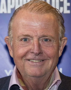 Michel Perridon as Presentator