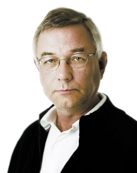 Ulf Åsgård as Psychiatrist