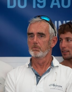 Loïck Peyron as Presenter