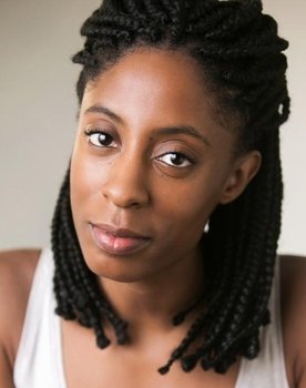 Lynsey Murrell as 