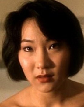 Cindy Yip Sin-Yi as 