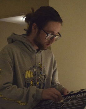 Oliver Izzet as Larry / The Wolfman