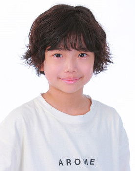 Shinobu Shiozaki as Yuuma Tanaka