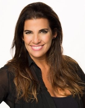 Luciana Coutinho as Jaciara