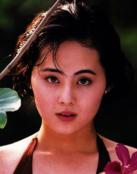 Megumi Mori as Megumi Misaki / Blue Dolphin