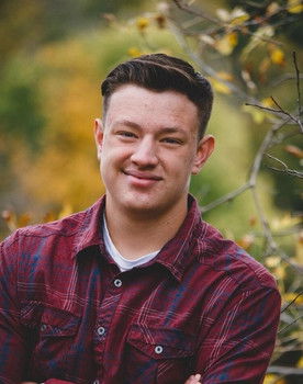 Austin Anderson as Austin